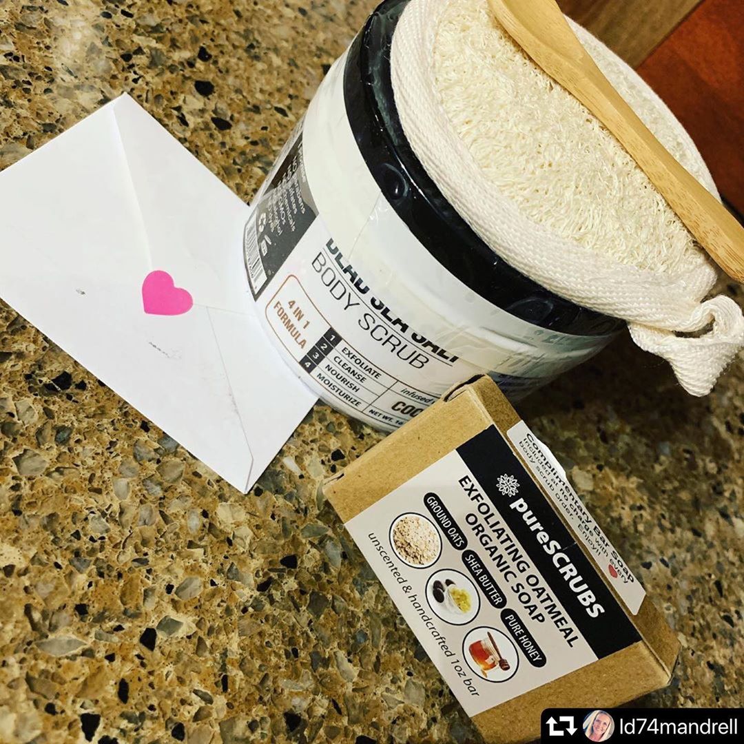 pureSCRUBS Dead Sea Salt Coconut Review "This stuff works miracles"